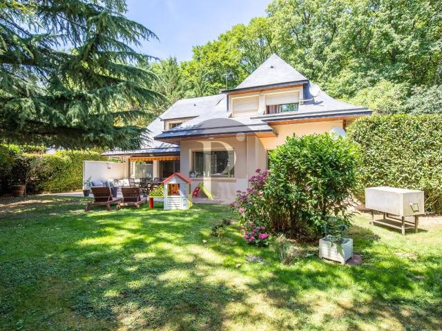 Maison 7 pièces 180 m²