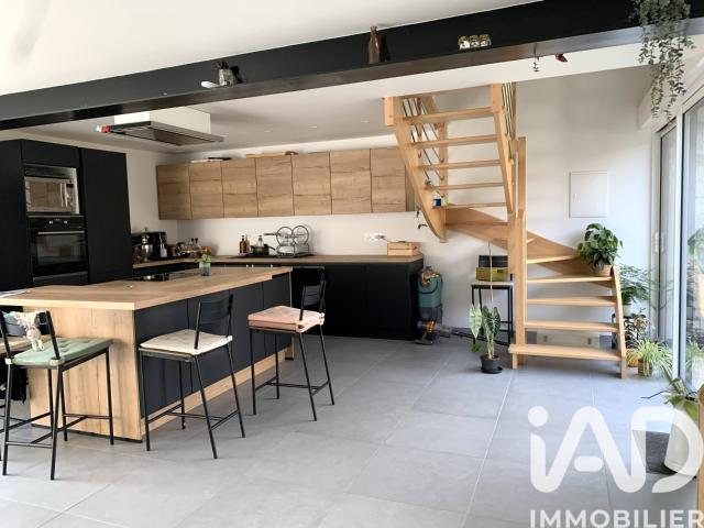 Maison 7 pièces 180 m²