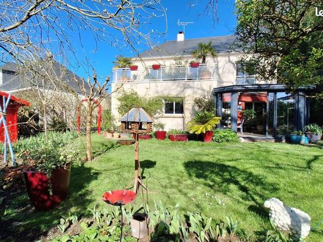 Maison 7 pièces 180 m²