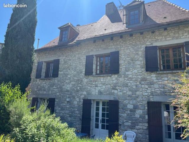 Maison 7 pièces 180 m²