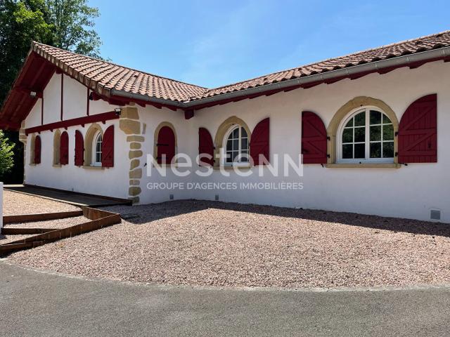 Maison 7 pièces 180 m²