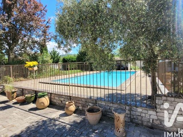 Maison 7 pièces 180 m²