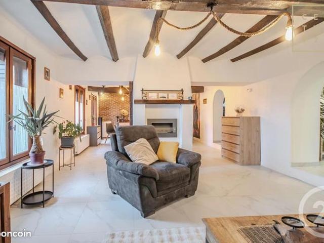 Maison 7 pièces 180 m²