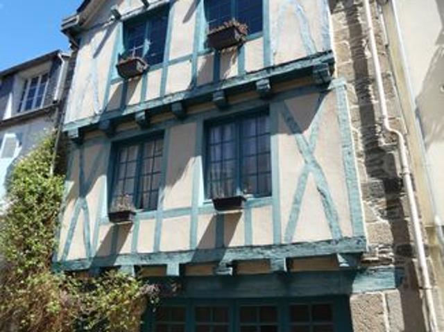 Maison 7 pièces 180 m²
