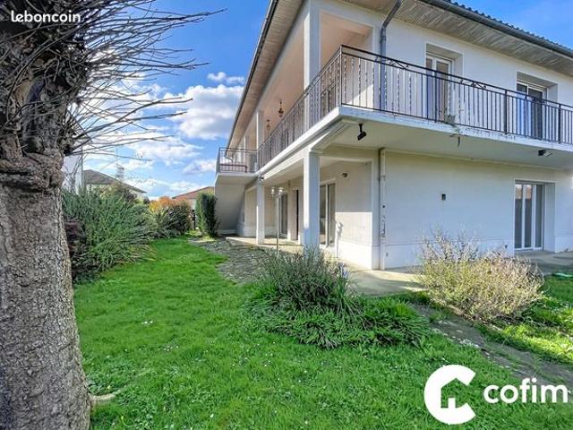 Maison 7 pièces 180 m²