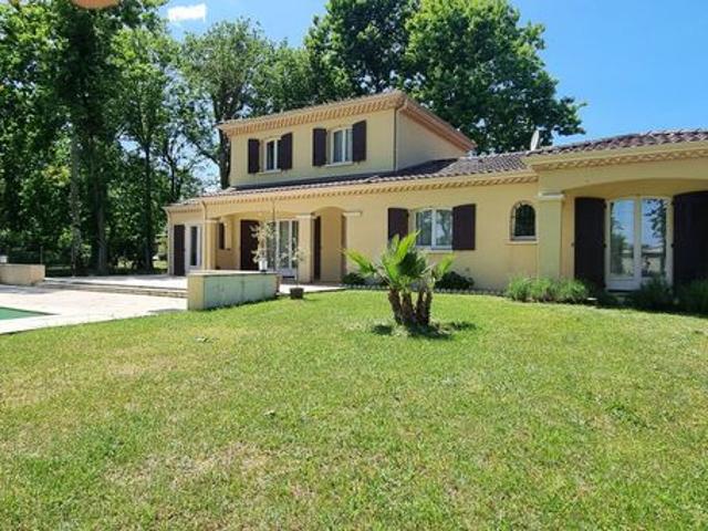 Maison 7 pièces 180 m²