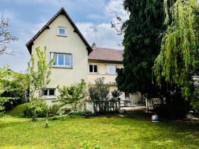 Maison 7 pièces 180 m²