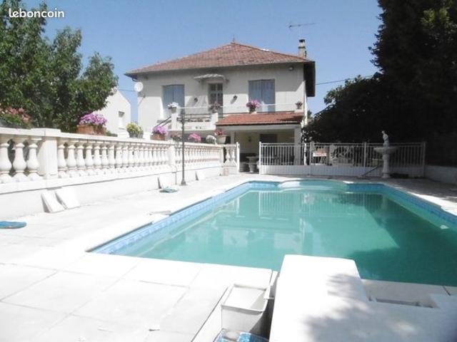Maison 7 pièces 180 m²