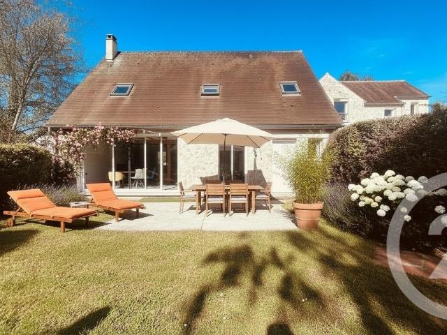 Maison 7 pièces 180 m²