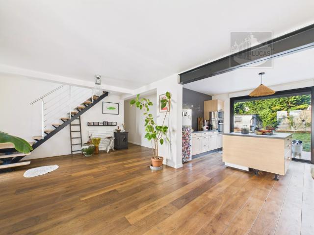 Maison 7 pièces 180 m²