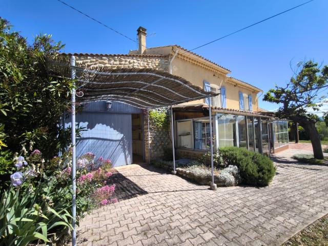 Maison 7 pièces 180 m²