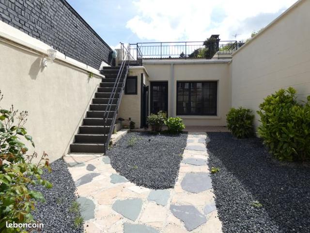 Maison 7 pièces 180 m²