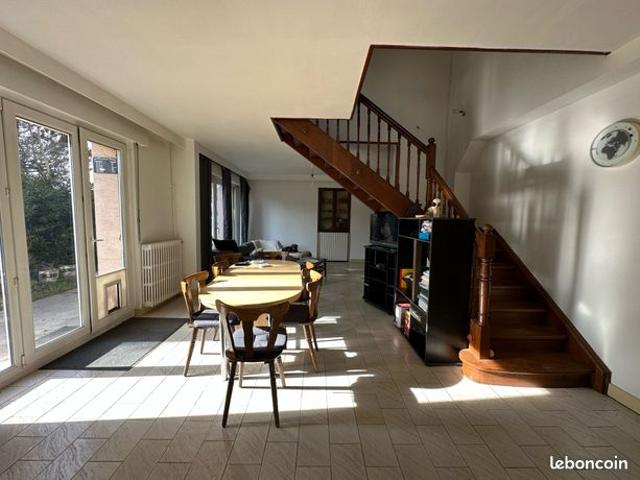 Maison 7 pièces 180 m²