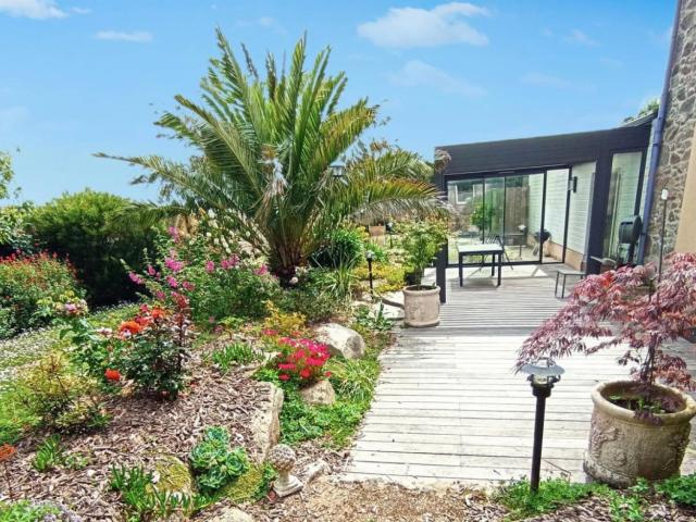 Maison 7 pièces 180 m²