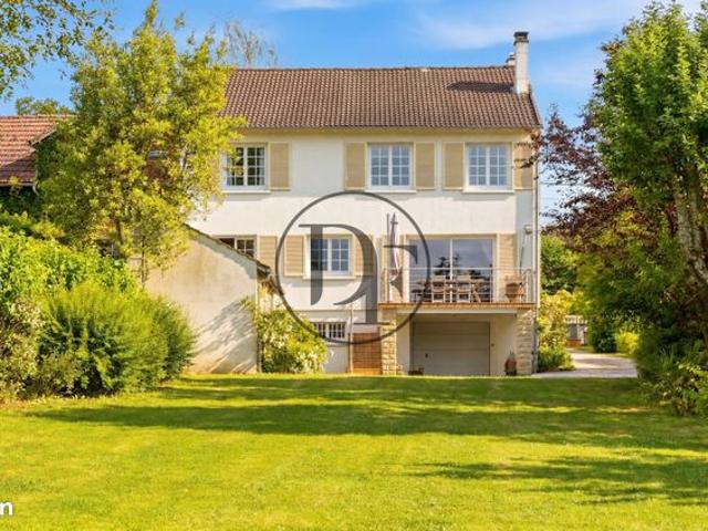 Maison 7 pièces 180 m²
