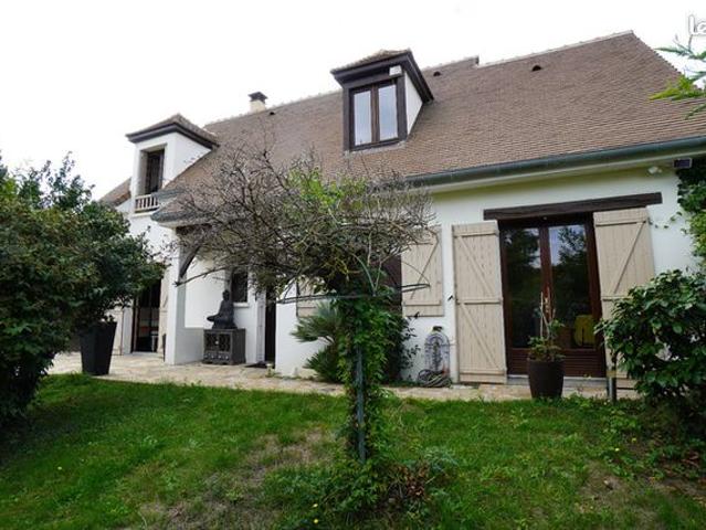 Maison 7 pièces 180 m²