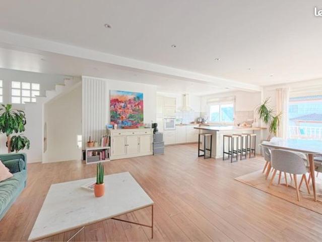 Maison 7 pièces 180 m²