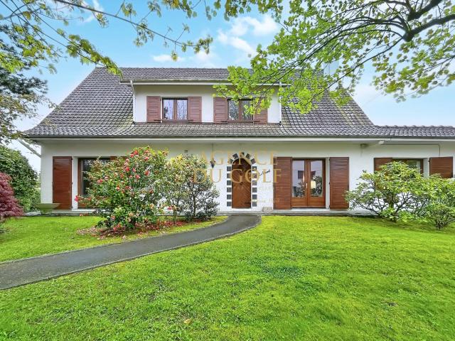 Maison 7 pièces 180 m²