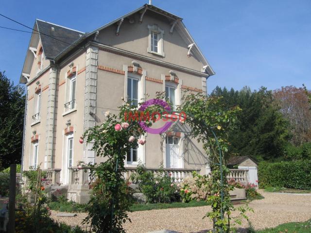 Maison 7 pièces 180 m²