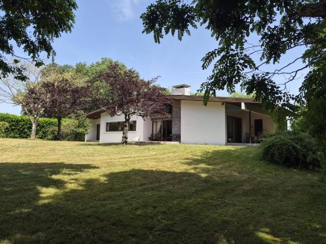 Maison 7 pièces 180 m²