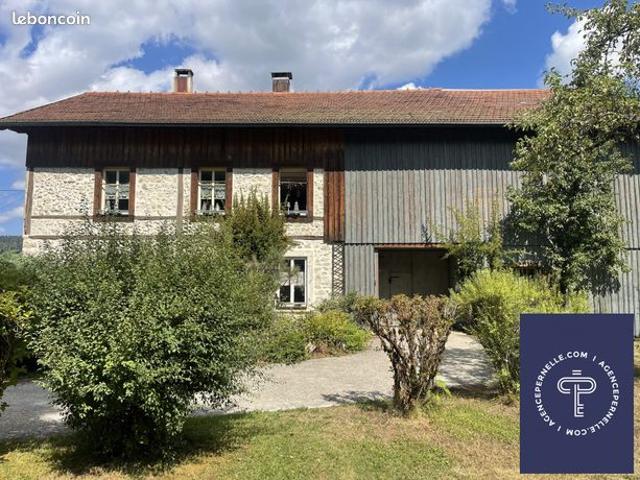 Maison 7 pièces 180 m²