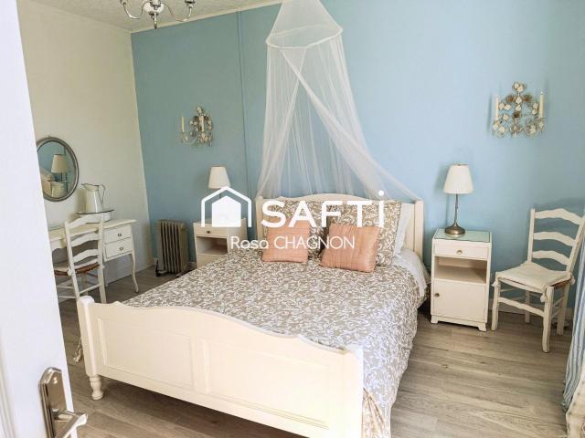 Maison 7 pièces 180 m²