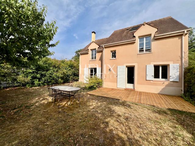 Maison 7 pièces 180 m²