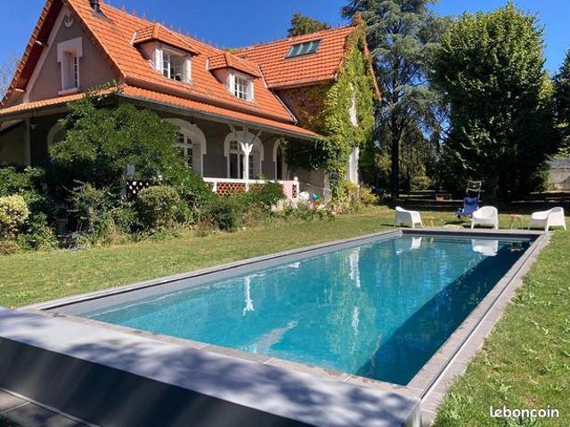Maison 7 pièces 180 m²