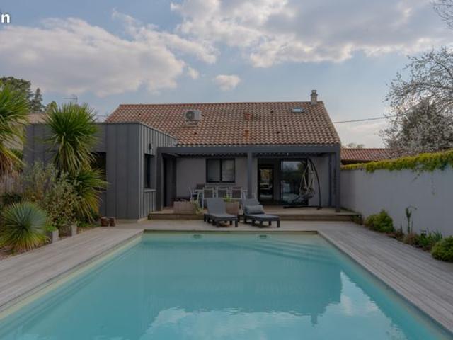 Maison 7 pièces 180 m²