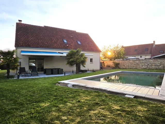 Maison 7 pièces 180 m²