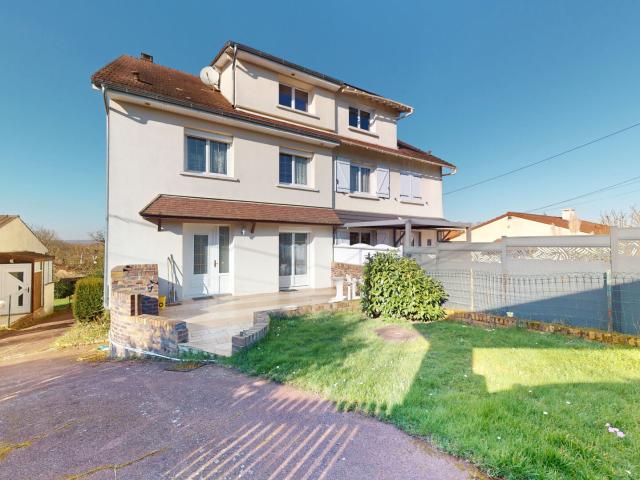 Maison 7 pièces 180 m²