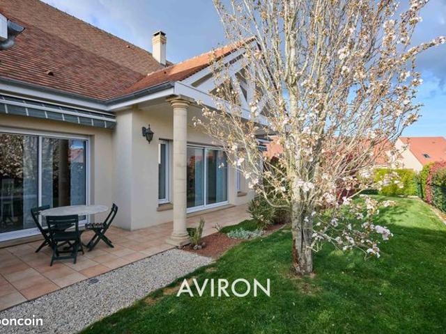 Maison 7 pièces 180 m²