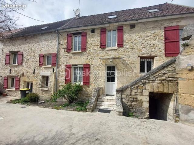 Maison 7 pièces 180 m²