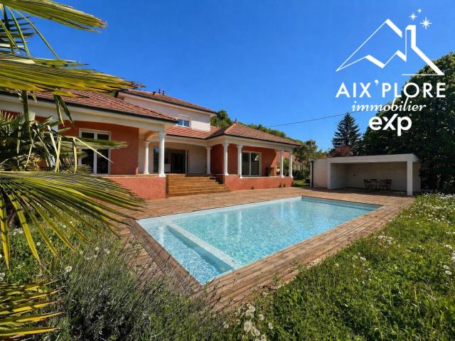Maison 7 pièces 180 m²