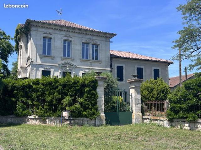 Maison 7 pièces 180 m²