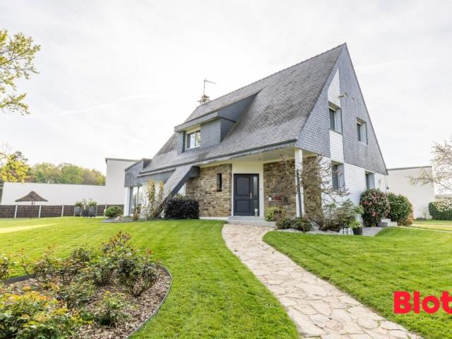 Maison 7 pièces 180 m²