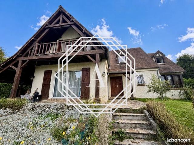 Maison 7 pièces 180 m²