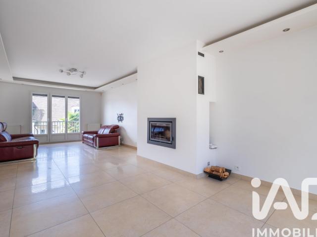 Maison 7 pièces 180 m²