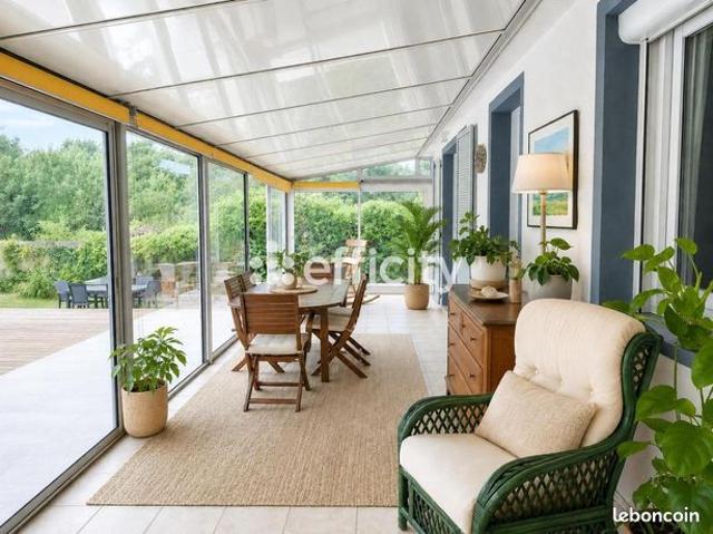 Maison 7 pièces 180 m²