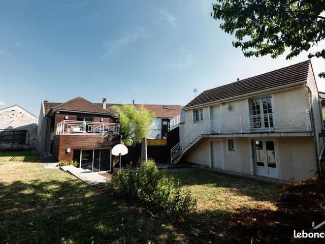 Maison 7 pièces 180 m²