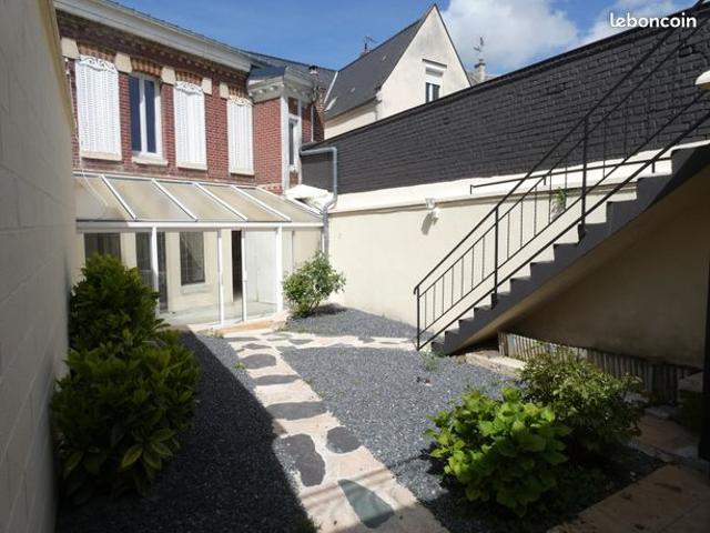Maison 7 pièces 180 m²
