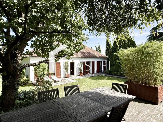 Maison 7 pièces 180 m²