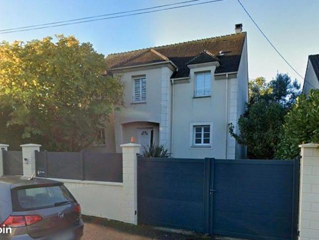 Maison 7 pièces 180 m²