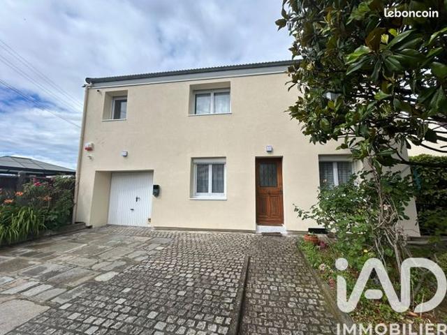 Maison 7 pièces 180 m²
