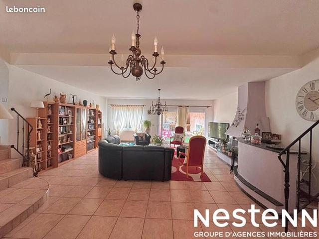 Maison 7 pièces 180 m²
