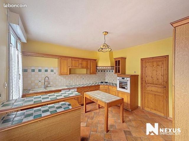 Maison de ville 7 pièces 180 m²
