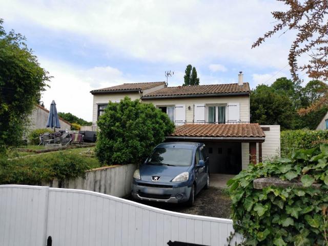 Maison 7 pièces 180 m²