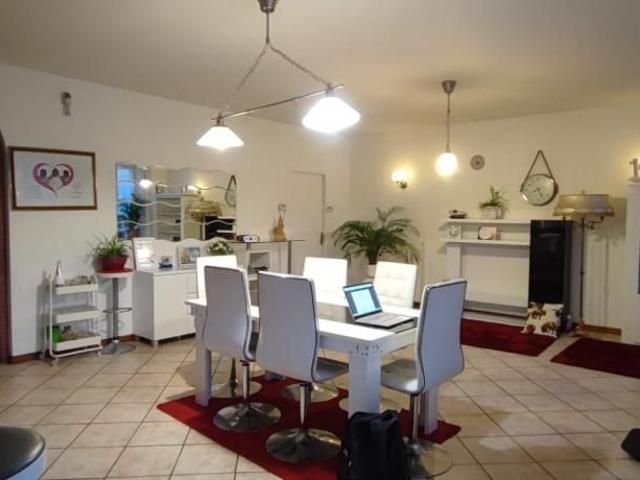 Maison 7 pièces, 180 m² à louer à Thin le Moutier 08460