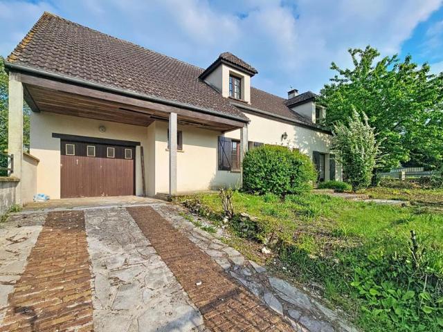 Maison 7 pièces 180m² sur sous sol total Bray sur Seine