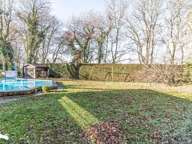 Maison 7 pièces 181 m²